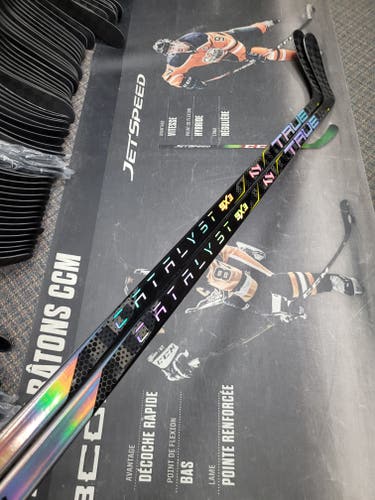 2 PACK | P90T | 90 Flex NEW! Senior True catalyst 9x3 Left Hand Hockey Stick P90T Pro Stock