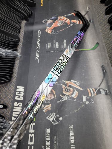 2 PACK | P28M | 85 Flex NEW! Senior True Hzrdus PX Right Handed Hockey Stick P28M Pro Stock