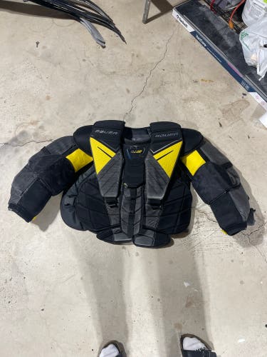 Used Large Bauer  Supreme UltraSonic Goalie Chest Protector