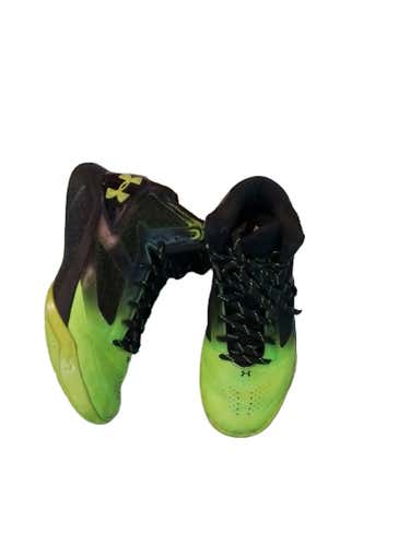 Used Under Armour Junior 06 Basketball Shoes