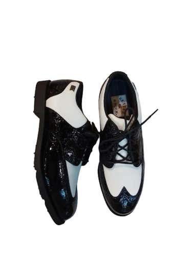 Used Cutters Senior 7.5 Golf Shoes