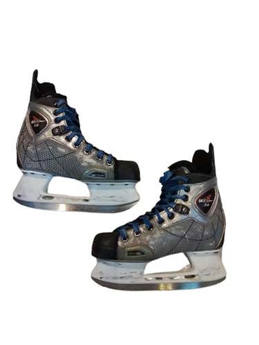 Used Ccm Vector Junior 02 Ice Hockey Skates