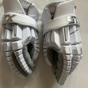 New STX Extra Large Lacrosse Gloves