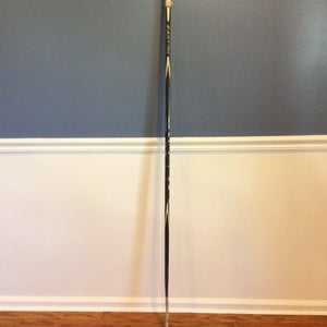 Easton Synergy HTX E3 Left Flex 100 Sr Hockey Stick