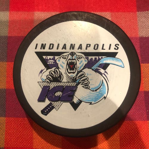 Indianapolis Ice puck (IHL)