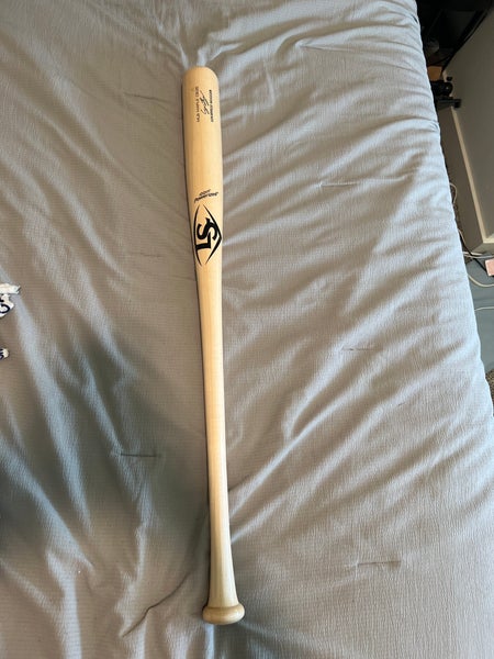 Used  Louisville Slugger Maple 30 oz 33" MLB Prime CB35 Cody Bellinger Pro Model Bat