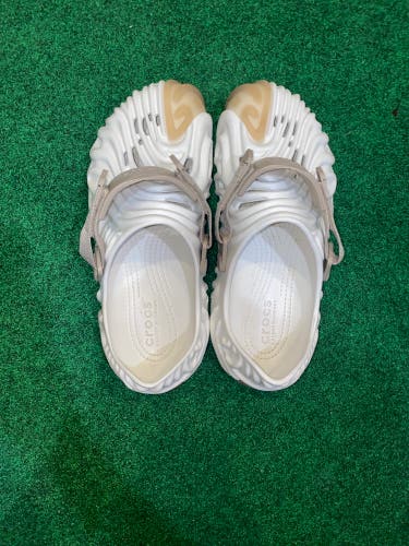 used size 10 men’s crocs salehe bemburry