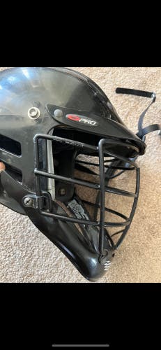 Adult xl / large lacrosse helmet