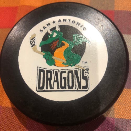 San Antonio Dragons puck (IHL)