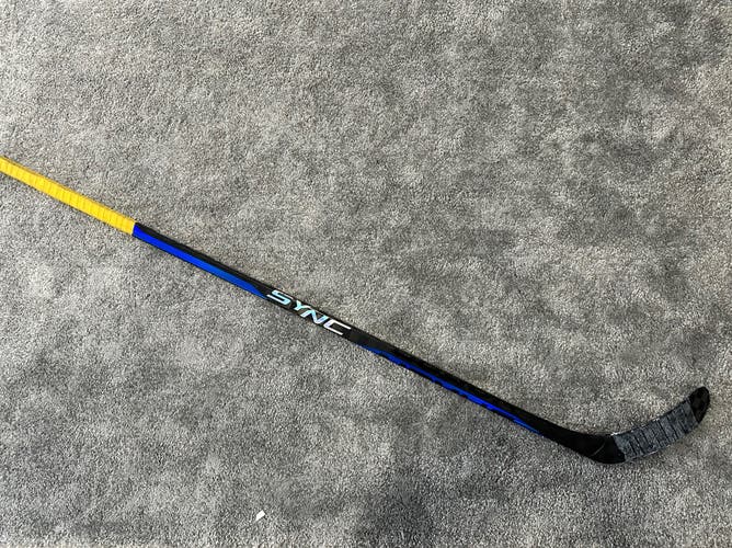 Used Senior Bauer Right Handed P08 Pro Stock Nexus Sync Hockey Stick