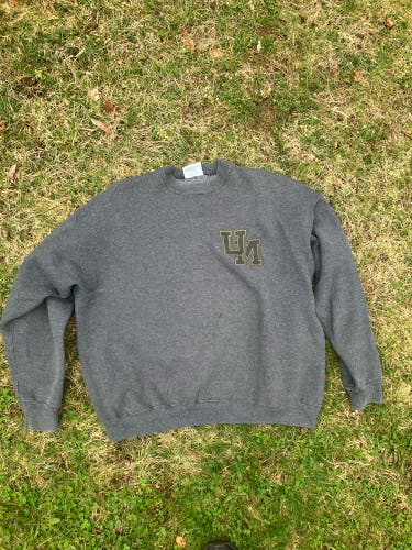 Vintage UMass Amherst Velva sheen crewneck sweatshirt XL