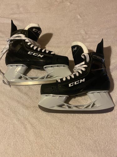 CCM Tacks 9350 Ice Hockey Skates Senior 9 D Brand New