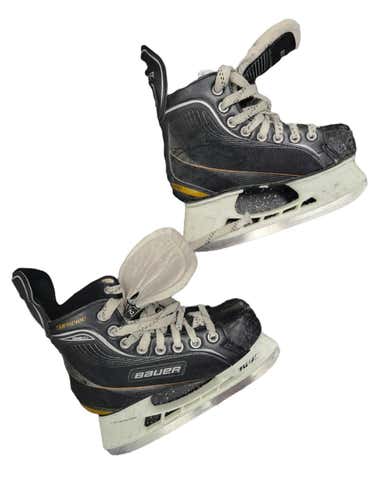Used Bauer Supreme 120 Junior 02 Ice Hockey Skates