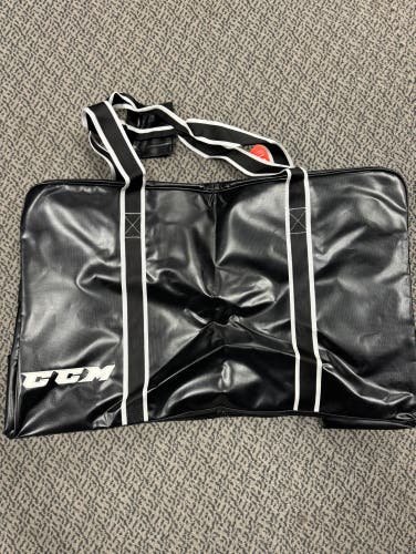 CCM Black 32” Pro Hockey bag