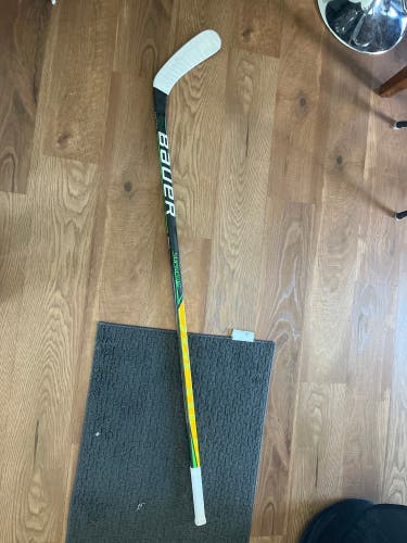 Used Senior Bauer Right Handed P29  Supreme UltraSonic Hockey Stick