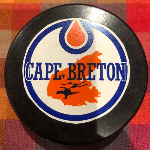 Cape Breton Oilers puck (AHL)