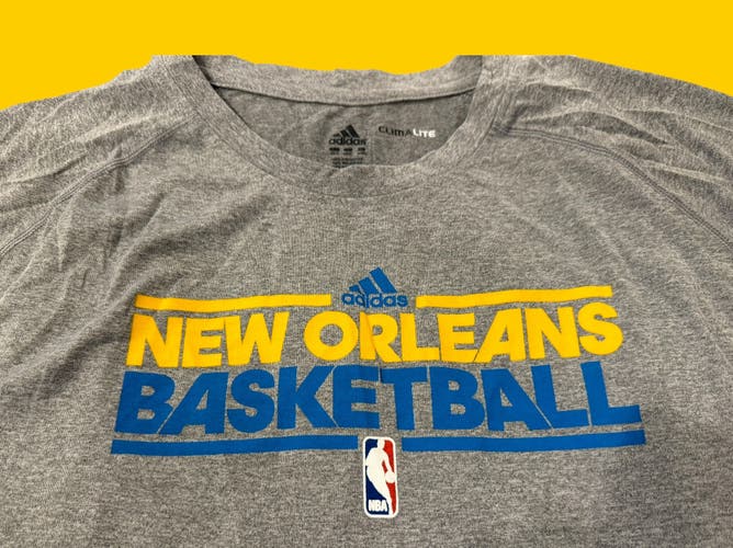 NBA New Orleans Hornets Gray Team Issued Adidas T-Shirt, 4XL TALL - NEW
