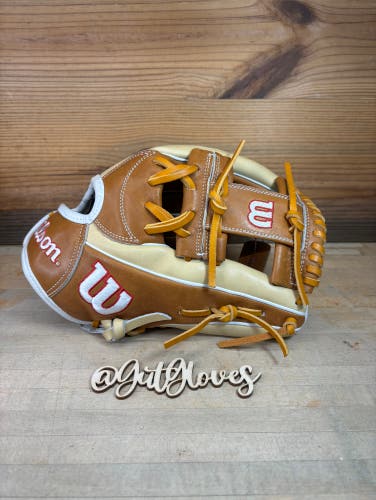 Wilson 12" A2000 Softball Glove
