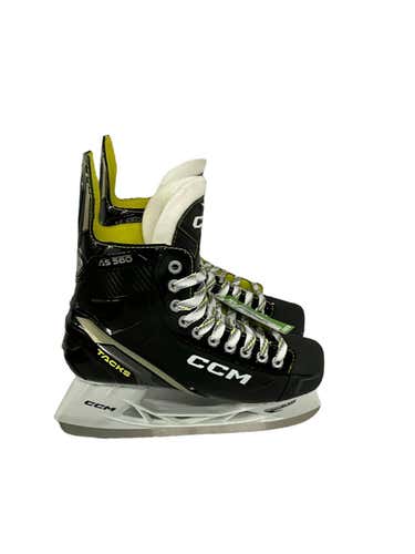 Used Ccm Tacks As-560 Senior Ice Hockey Skates Size 8 D