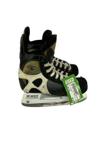 Used Ccm Tacks 252 Junior Ice Hockey Skates Size 2d