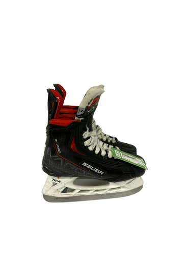 Used Bauer Vapor 3x Pro Intermediate Ice Hockey Skates Size 4 Fit 1