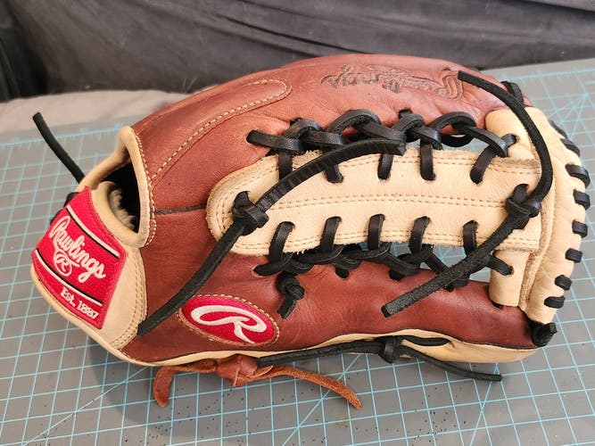 Used Rawlings Gold Glove Elite Baseball Glove 11.5"