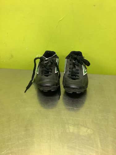 Used Mitre Junior 02.5 Cleat Soccer Outdoor Cleats