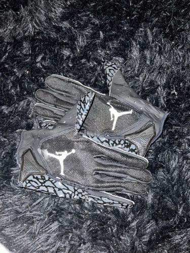 Black Adult Jordan Gloves