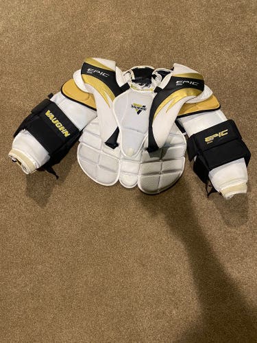 Used  Vaughn  Epic 8600 Goalie Chest Protector