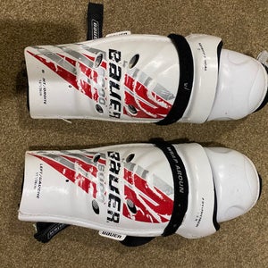 Used Intermediate Bauer 14"  Nexus 6000 Shin Pads
