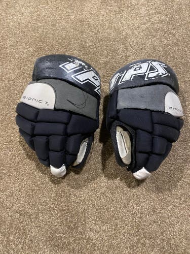 Used   11"  Louisville TPS Bionic 7 Gloves