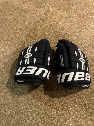Used  Bauer 11"  Impact 300 Gloves