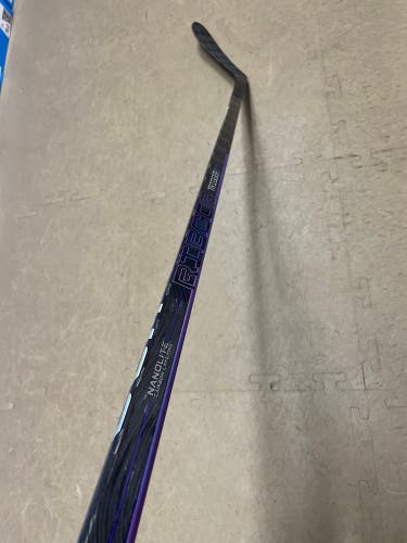 New Senior CCM Left Hand P28  RibCor Trigger 7 Pro Hockey Stick
