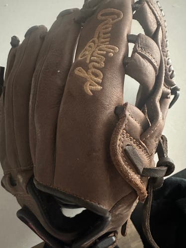 Used  Right Hand Throw 12.5" Player Preferred Baseball Glove