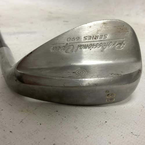 Used Professional Open Series 690 56 Degree Graphite Wedge