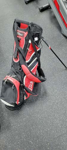 Used Titleist 3 Way Golf Stand Bags