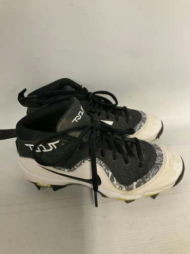 Used Nike Trout Junior 03.5 Baseball And Softball Cleats