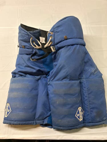 Used Tackla Pro2500 Sr. Medium Hockey Pants Royal