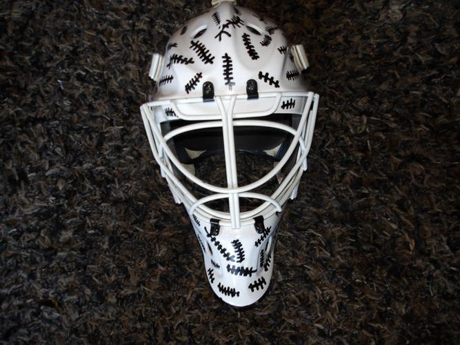 Used Senior Bauer Profile 941 Goalie Mask