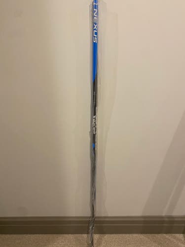 Brand new Bauer Nexus Hockey Stick. Right shot. P92 curve. 77 flex.
