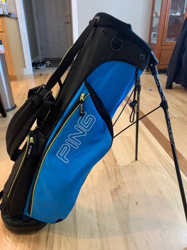 Used Junior Ping Thrive Carry Bag