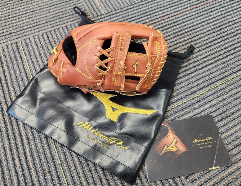 New Mizuno Pro Limited Edition GMP500 Baseball Glove 11.75"