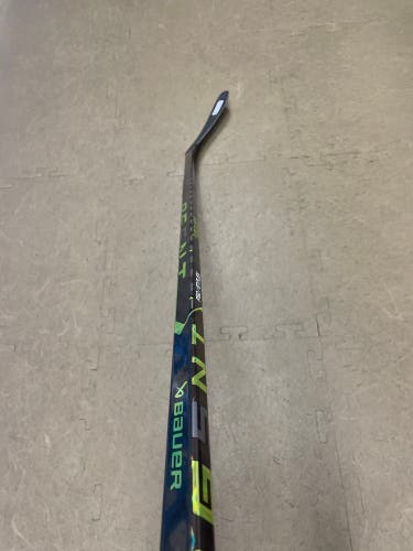 New Senior Bauer Right Handed P92 Ag5nt Hockey Stick