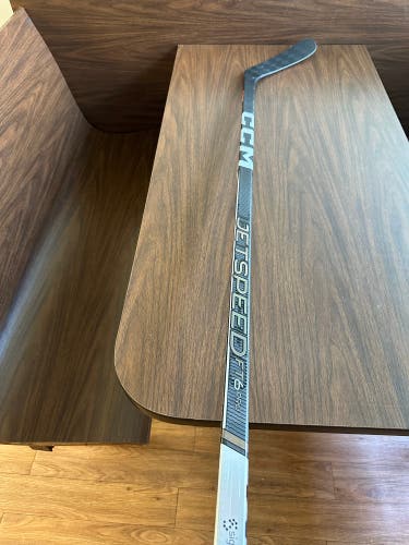 New CCM FT6 Pro (Nylander Curve) NHL Specs
