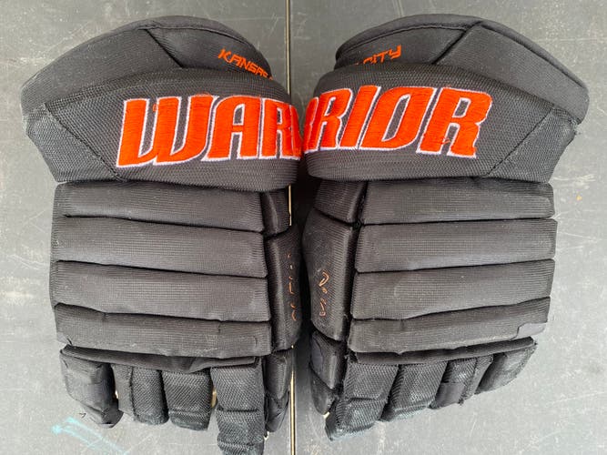 Warrior Alpha LX Pro Stock Hockey Gloves 14" Black Mavericks 3635