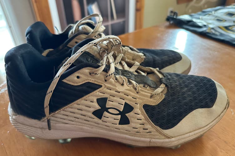 Used Size 11 (Women's 12) Under Armour Cleats