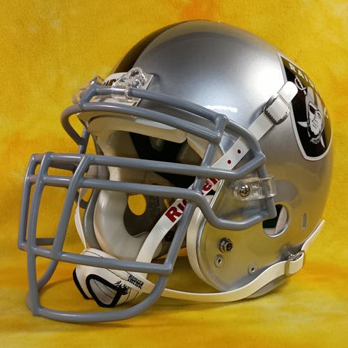 Throwback Oakland Raiders Super custom fullsize Schutt Air Adv. Large NFL Alzado