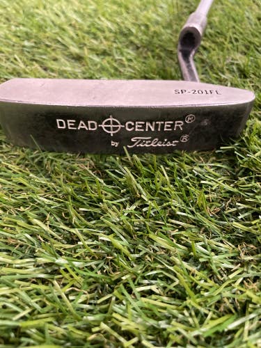 Used Women's Titleist Dead Center Blade Putter Right Handed