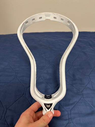 Used Attack & Midfield Unstrung Ion Head