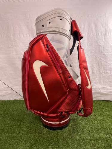 Red Used Men's Nike Tour Staff Bag